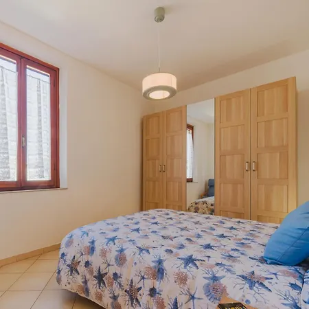 Apartament Scirocco By Interhome